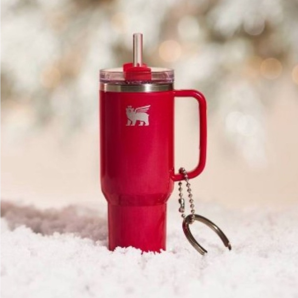 Stanley x E.L.F Tumbler Christmas Tree Ornament Keychain Red Delicious NIB